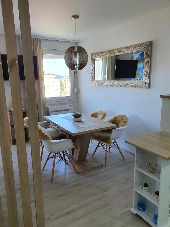 Apartamento Ha'Alulu Split Exterior foto